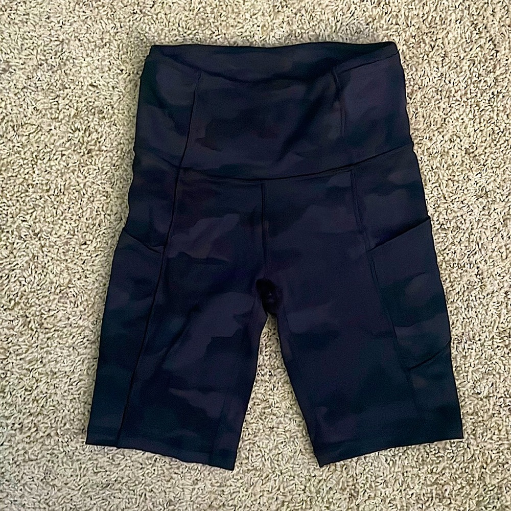 Lululemon size 2 shorts